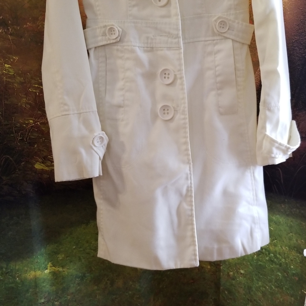 Size 4 Ivory Spring Coat - Picture 2 of 8